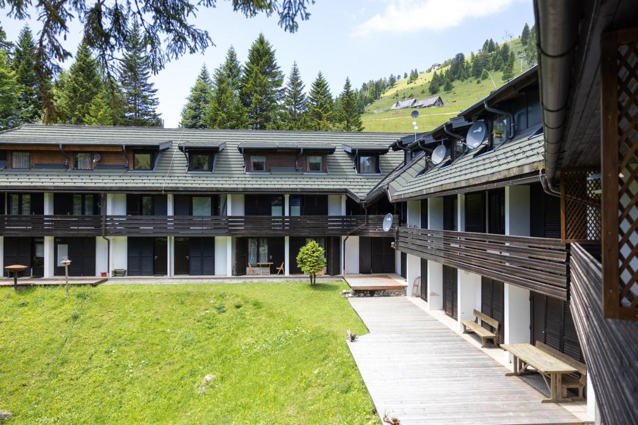 Apartma Krvavec - Cosy Mountain Retreat Cerklje na Gorenjskem Dış mekan fotoğraf